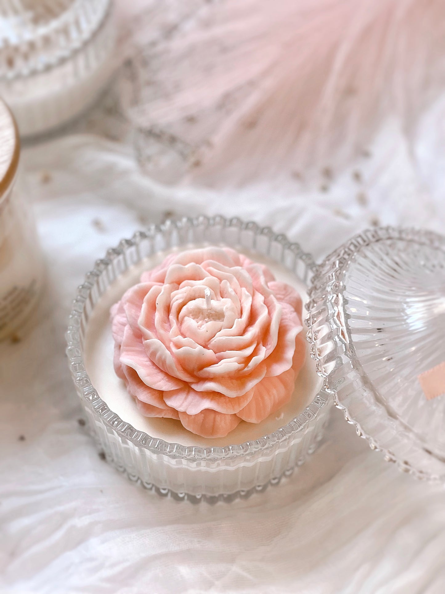 The Flower Jar Candle