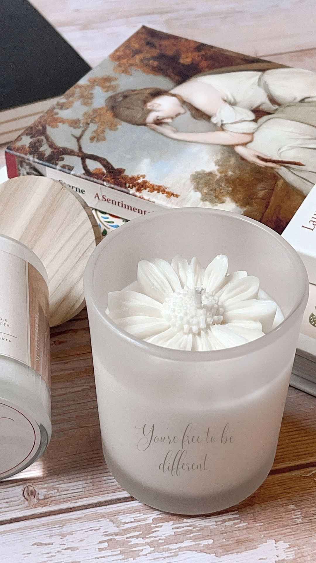 Candlely Scented Candle with Flower