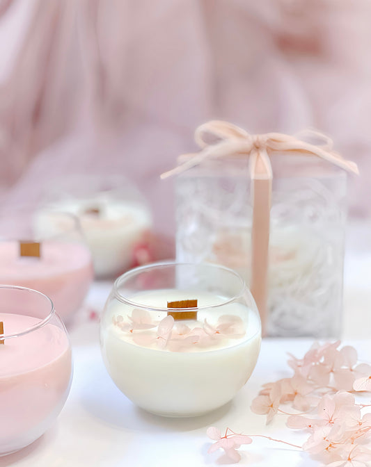 شمعة زجاجية أنيقة