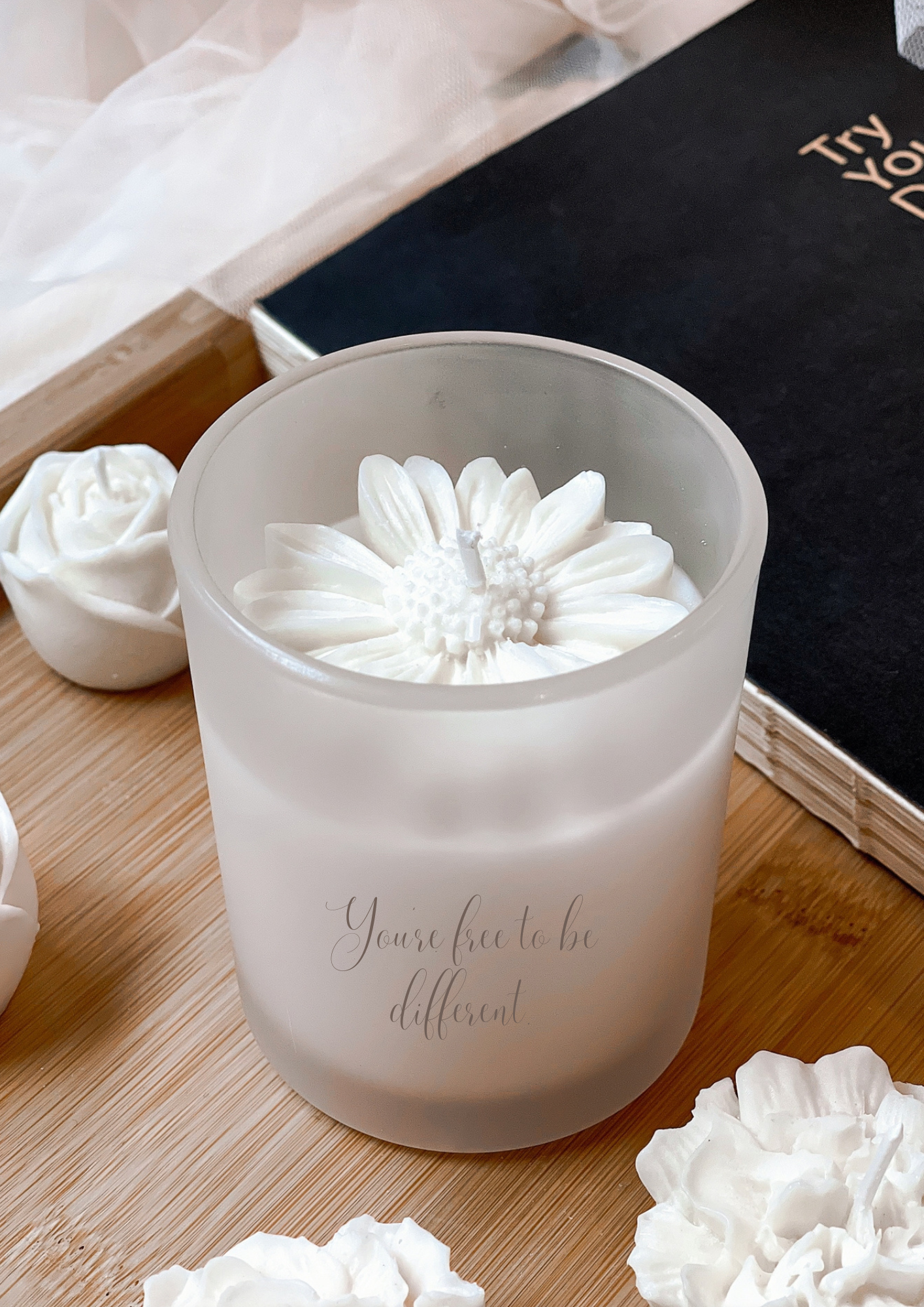 Candlely Scented Candle with Flower