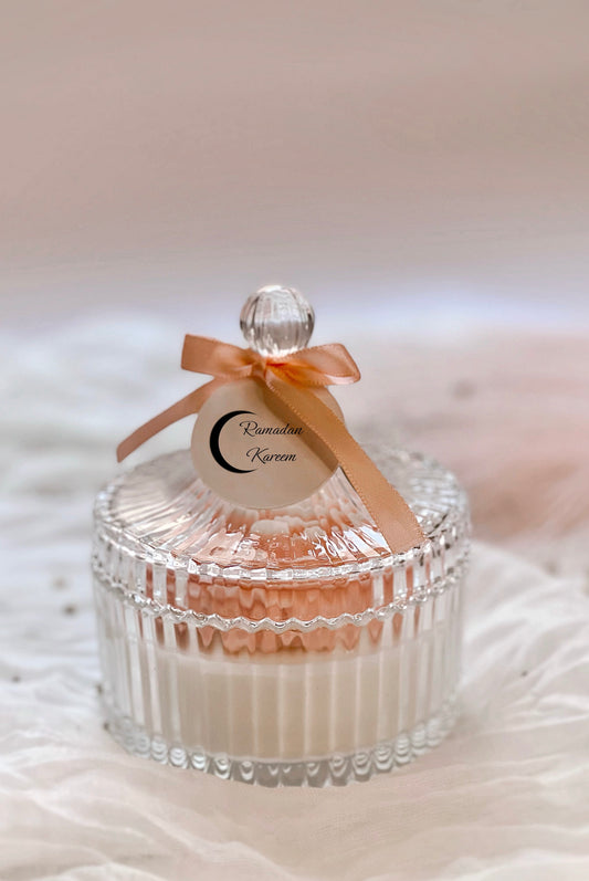 شمعة الورد الزجاجية