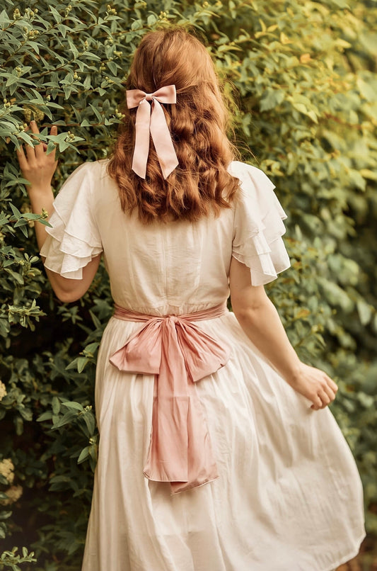 Vintage Elegant High Quality White Dress With Satin Belt