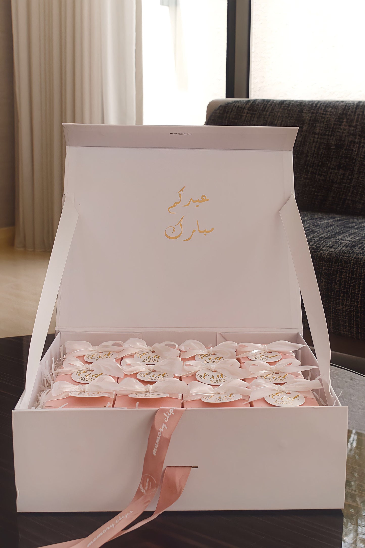 ١٢ حبة - باقة هدايا شامل التعبئة اسوارة و اقراط لؤلؤ