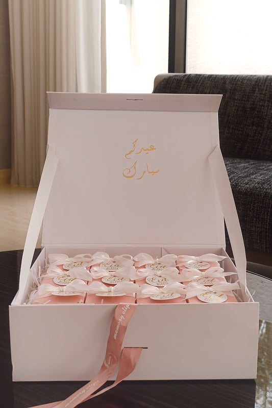 ١٢ حبة - باقة هدايا شامل التعبئة اسوارة و اقراط لؤلؤ