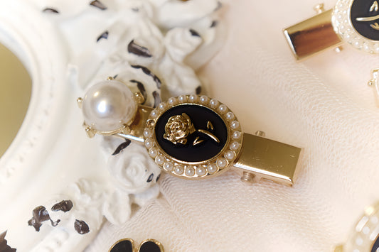 Elegant Vintage Pearl Hair Clip