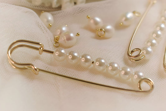 European Pearl Pin