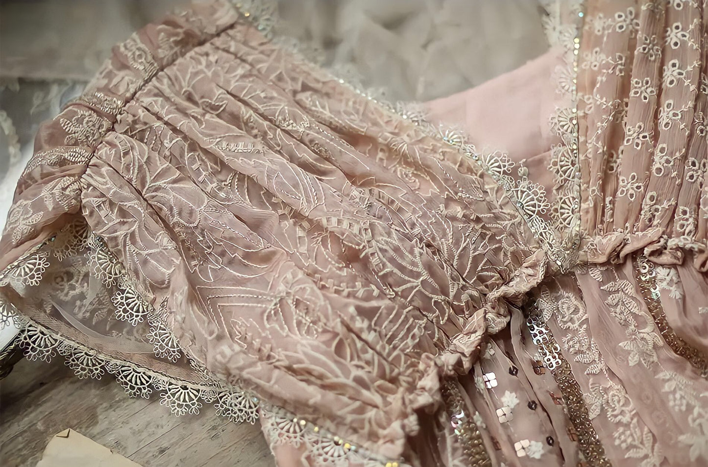 Elegant Luxury Embroidery Dress