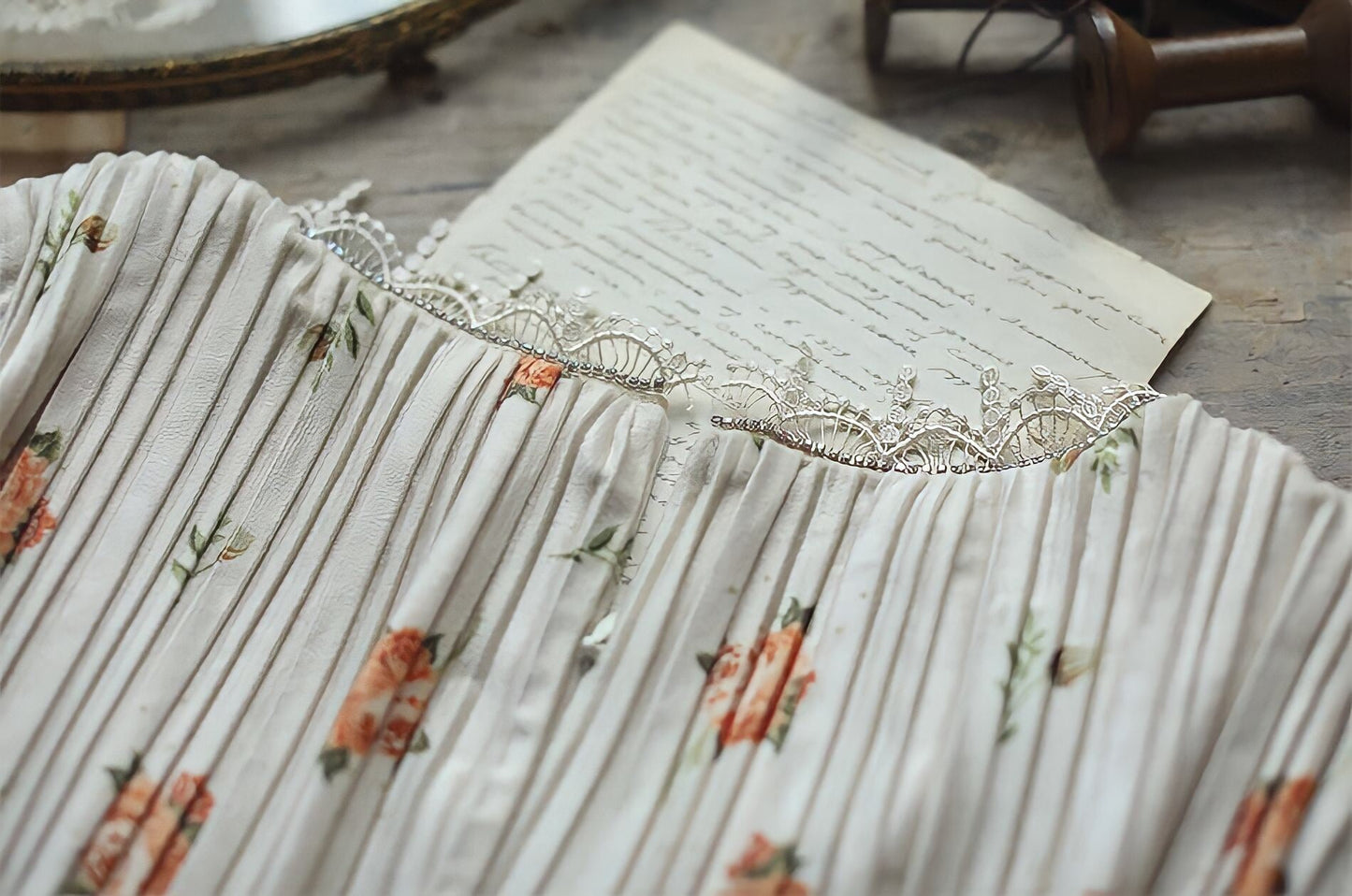 Vintage Elegant Floral Velvet Dress