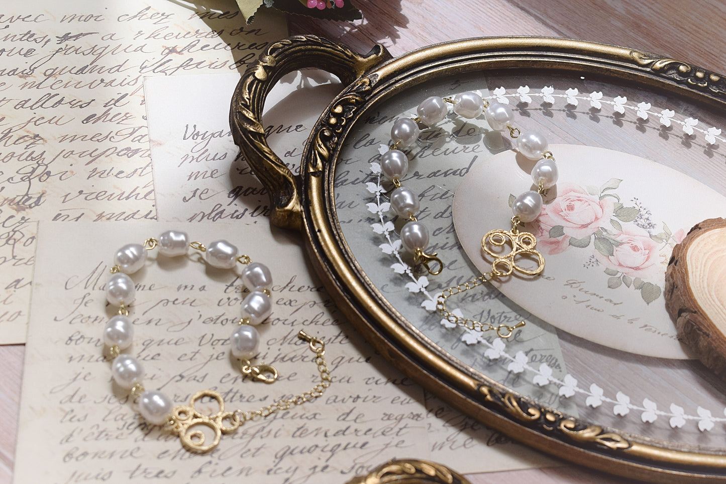 Charm Pearl Bracelet