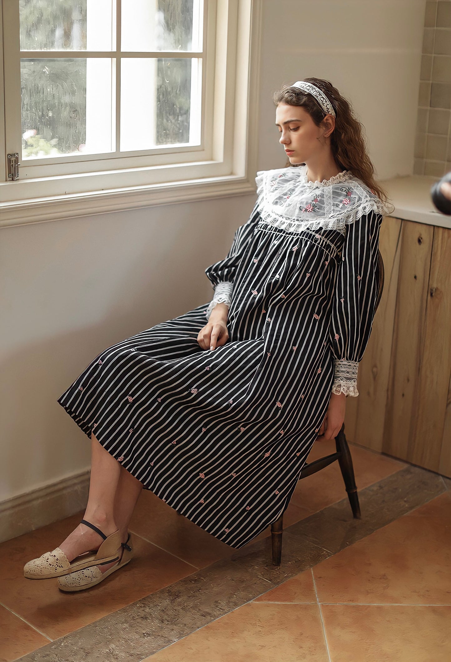 Elegant Embroidery Black Dress
