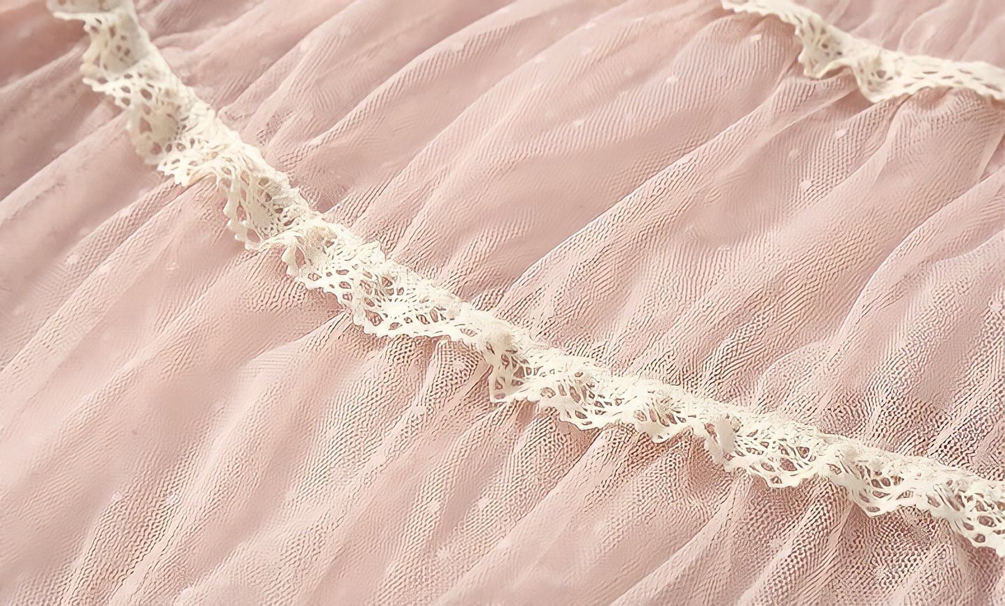 Luxury Victorian Summer Lace Shawl