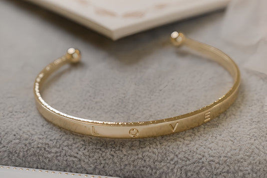 Round Elegant Bracelet