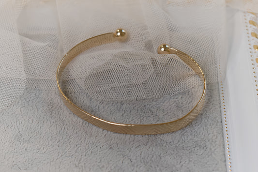 Round Elegant Bracelet