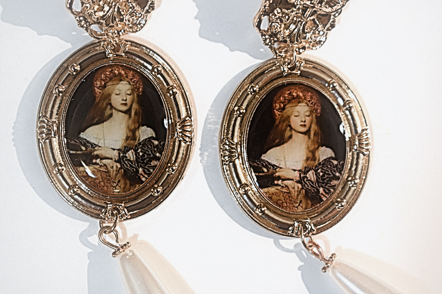 Victorian Oil Painting Pearl Earrings