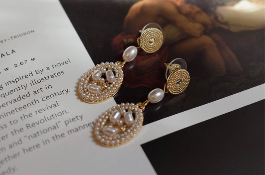 Classic Pearl Earrings